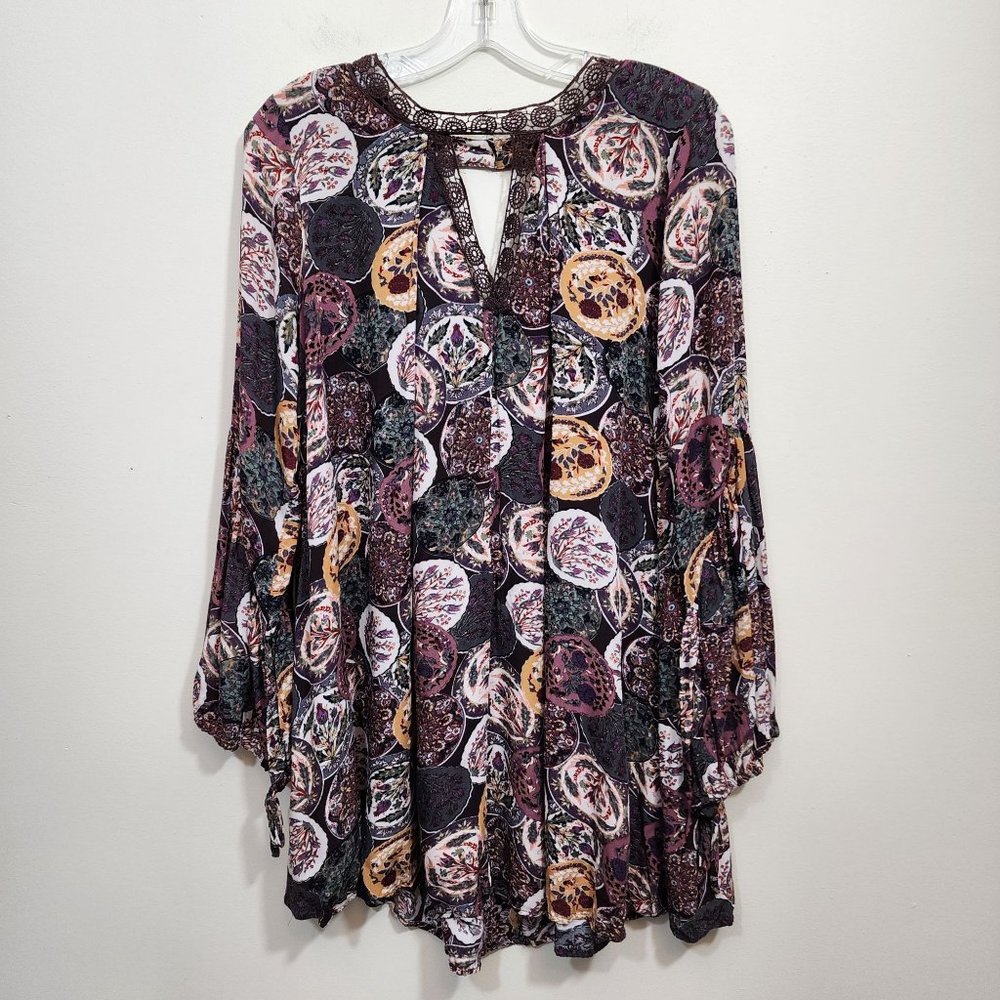 Umgee boho‎ oversized short dress / tunic top V cut out back woman's size medium